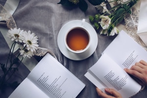 picture-of-a-cup-of-tea-and-a-book