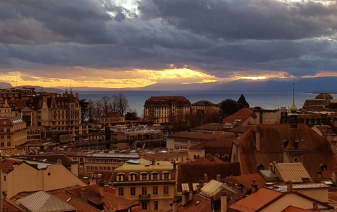 lausanne-sunset-clouds-cty