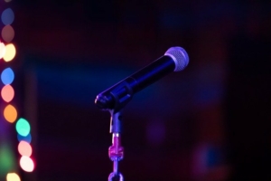 microphone-on-the-stage