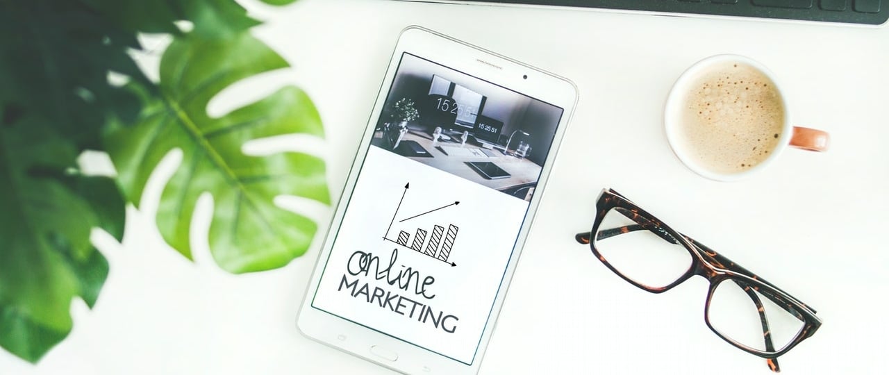 online marketing guide on a tablet 