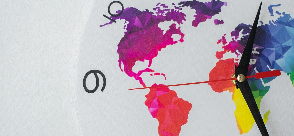 horloge carte du monde